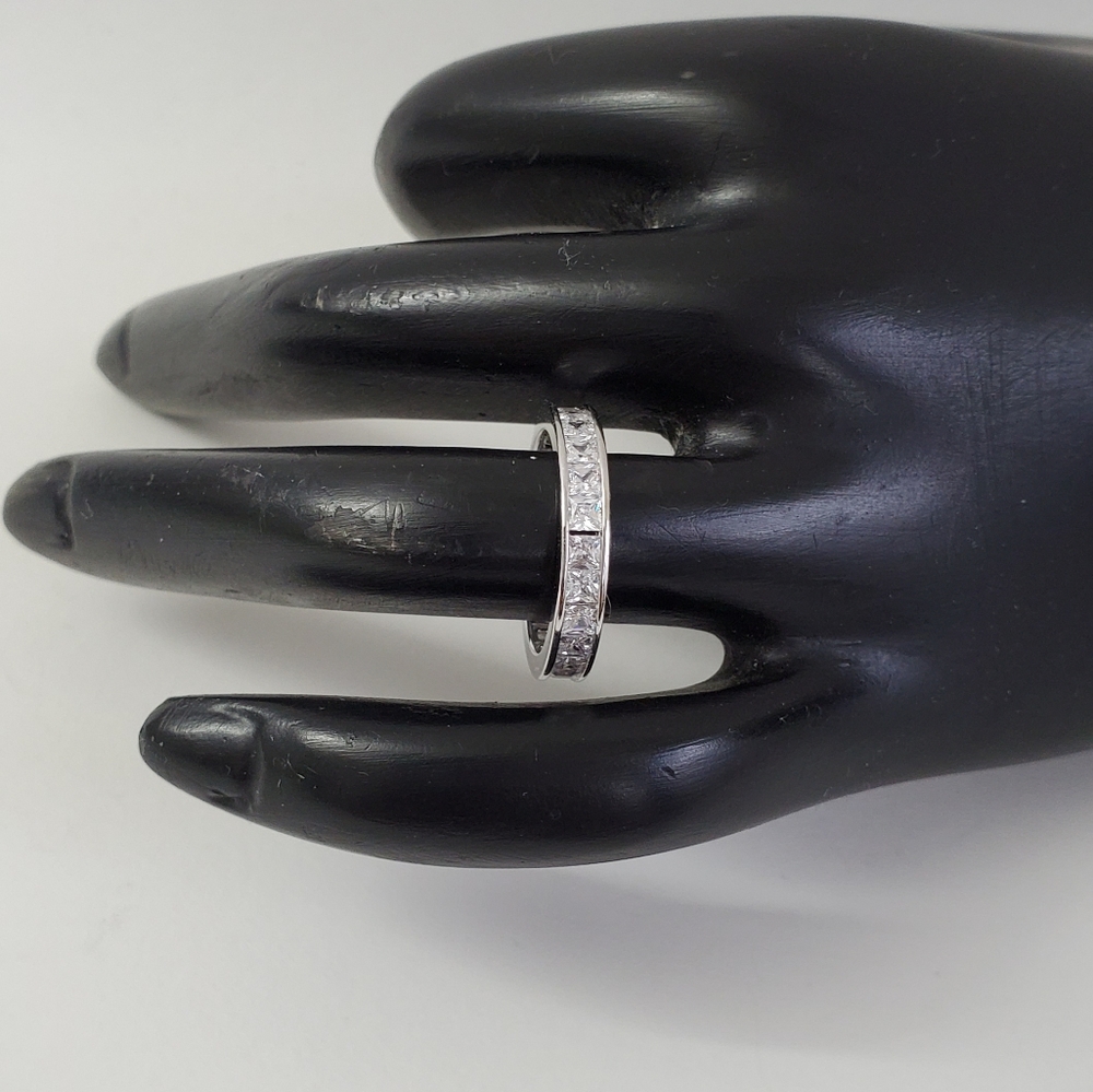 See Video / Eternal Radiance Sterling Silver 925 Eternity Band - Picture 3 of 6